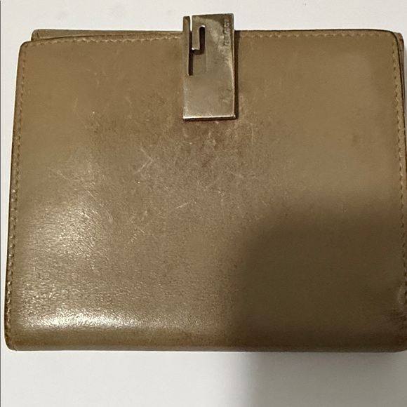 Vintage Gucci Leather Wallet - Picture 9 of 9